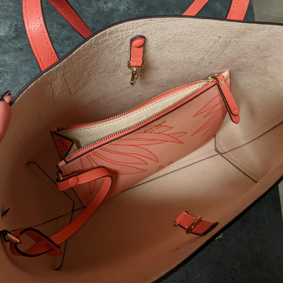 kate spade Bags Kate Spade Molly Falling Flower Med Tote Poshmark